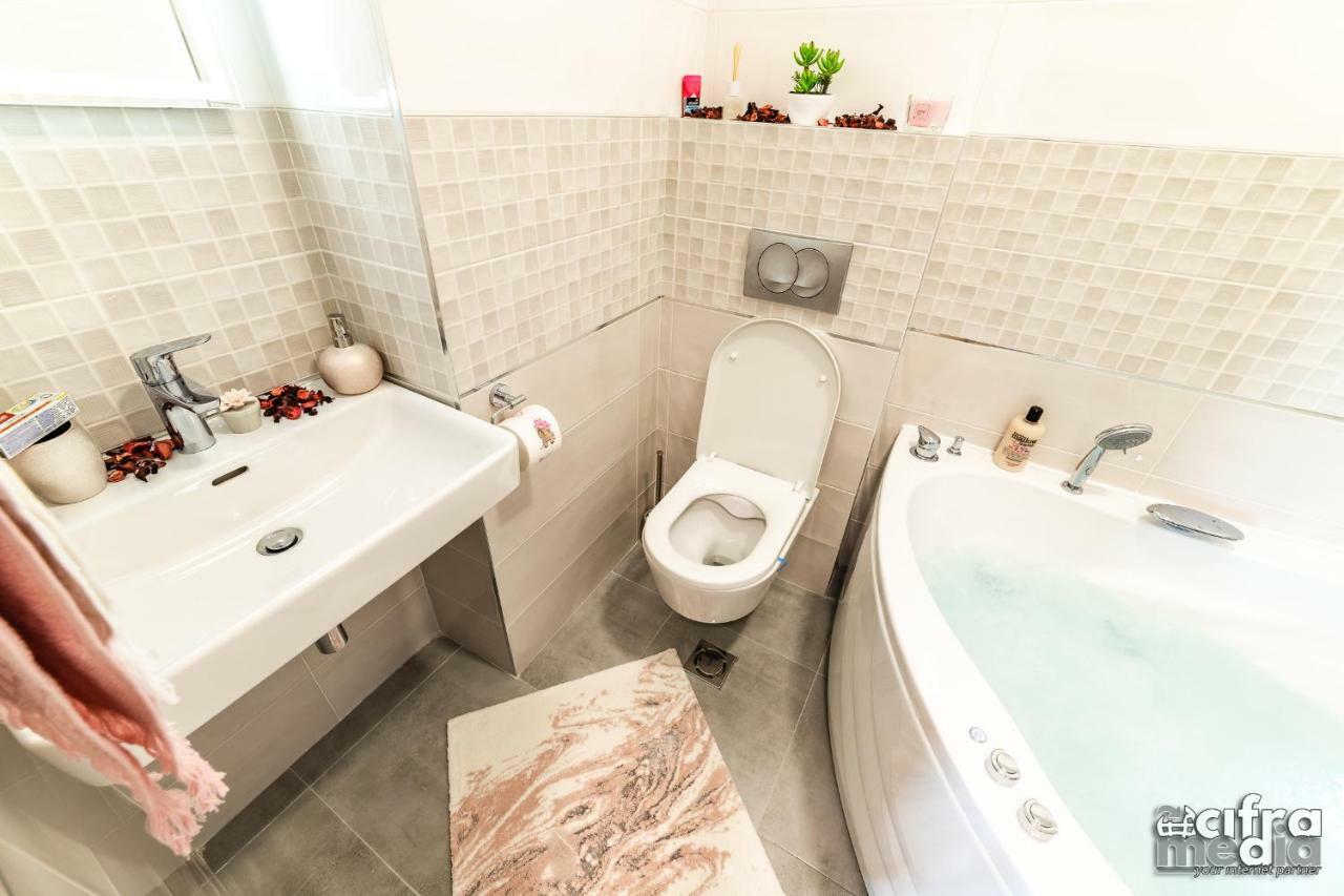 Apartmani Alexandar15 Novi Sad Luaran gambar